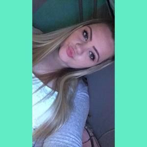 Meet your Posher, Rihana